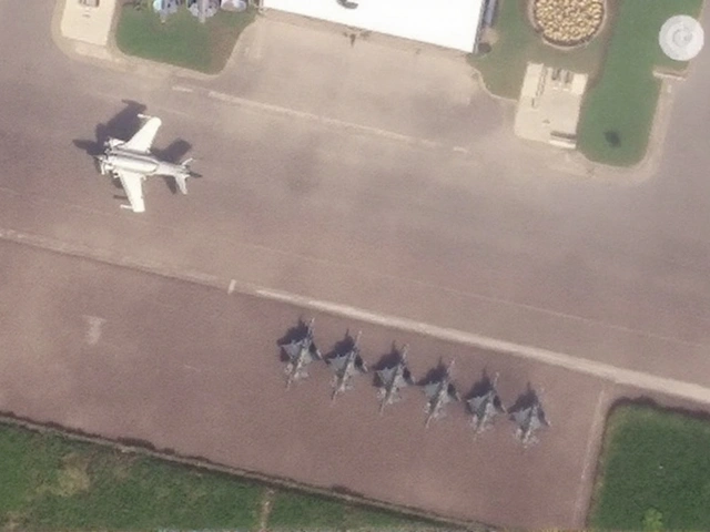 F-35 jets arrive in Puerto Rico as Washington turns up pressure on Maduro